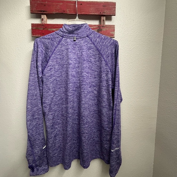 Nike Purple Dri-FIT‎ Women's Top - Picture 9 of 11